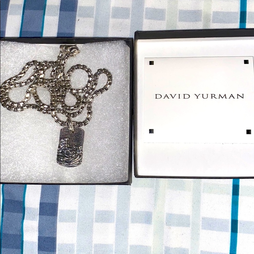 - David Yurman Box Chain and Pendant